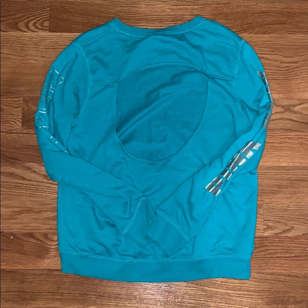Sweater. - Picture 3 of 3